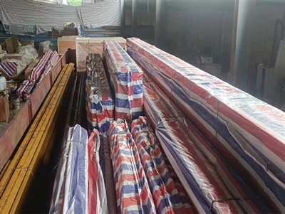 Líbia egygerendás portáldaru projekt